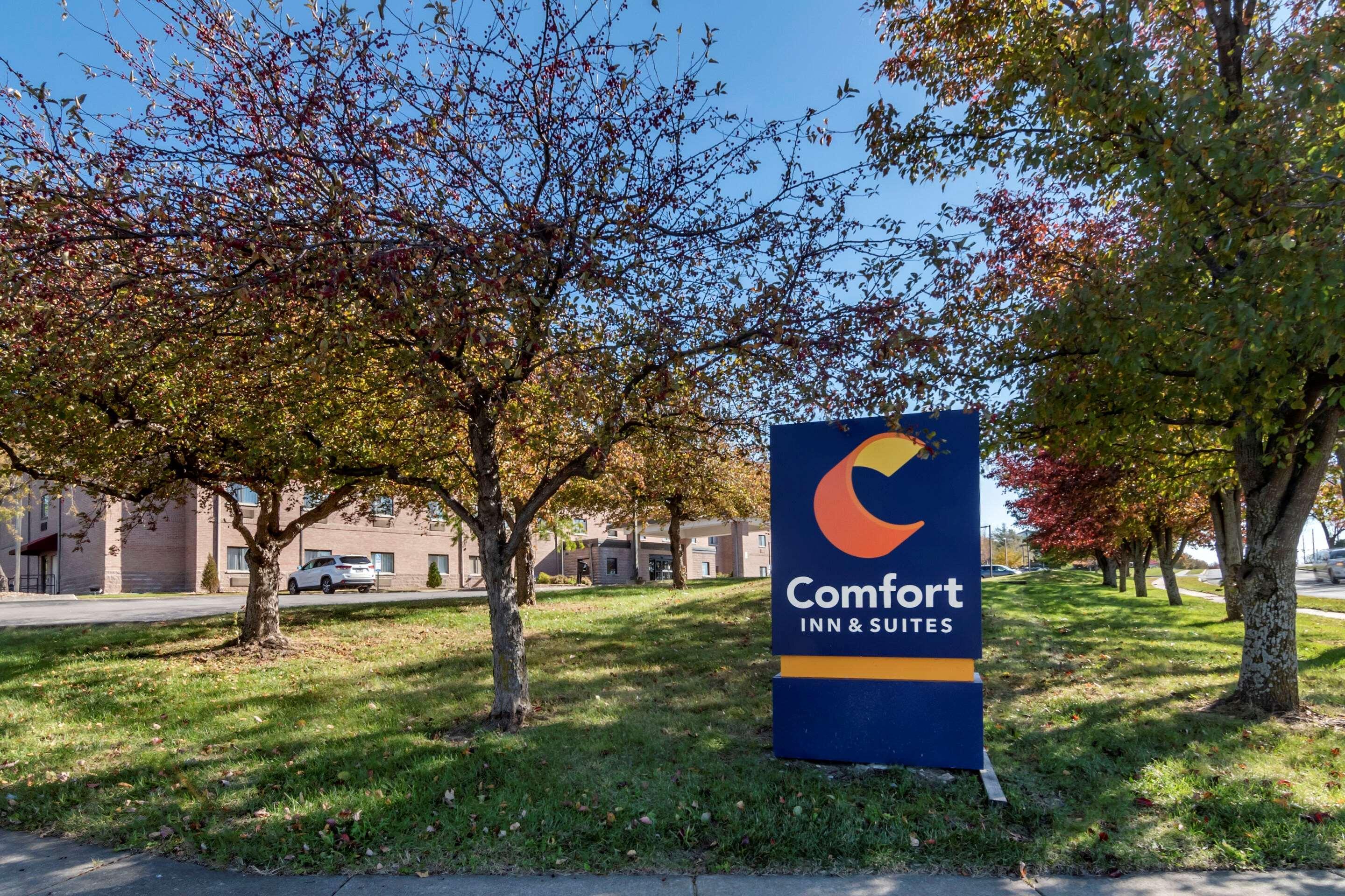 Comfort Inn & Suites Lees Summit - Kansas City Екстер'єр фото